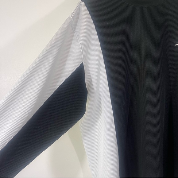 Nike Air Jordan Ribbed Long Sleeve Black White Size Large - Picture 3 of 9